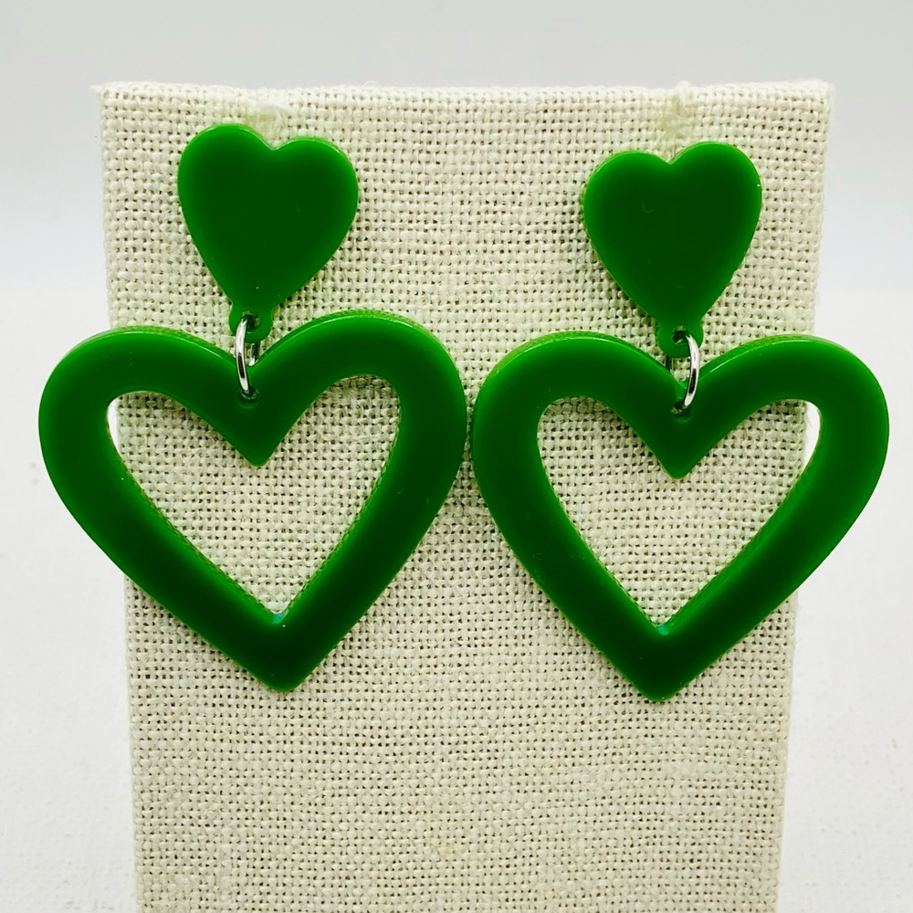 Green Heart Acrylic Dangle Fashion Earrings MN-2